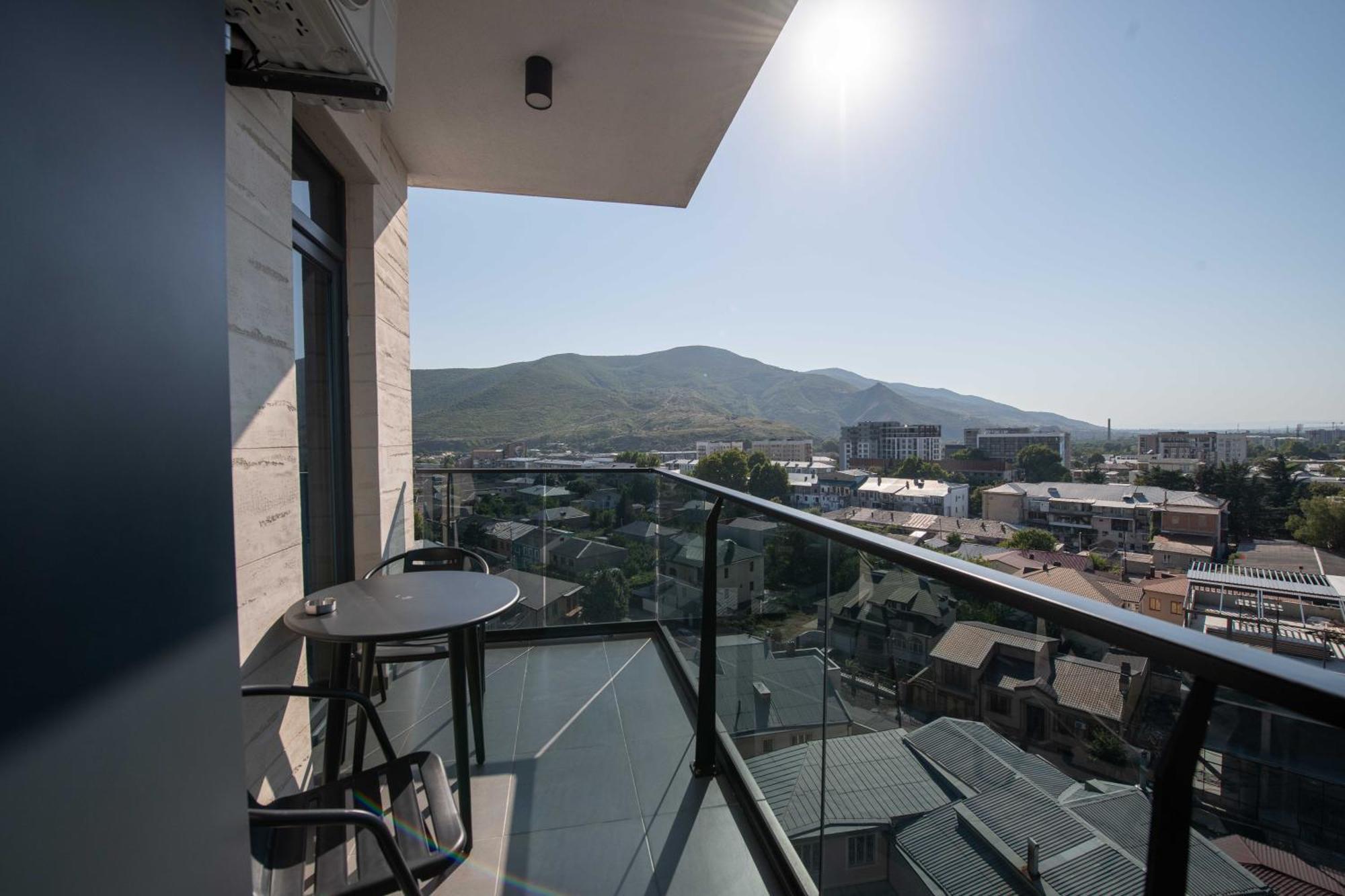 Gori Palace Apartments エクステリア 写真