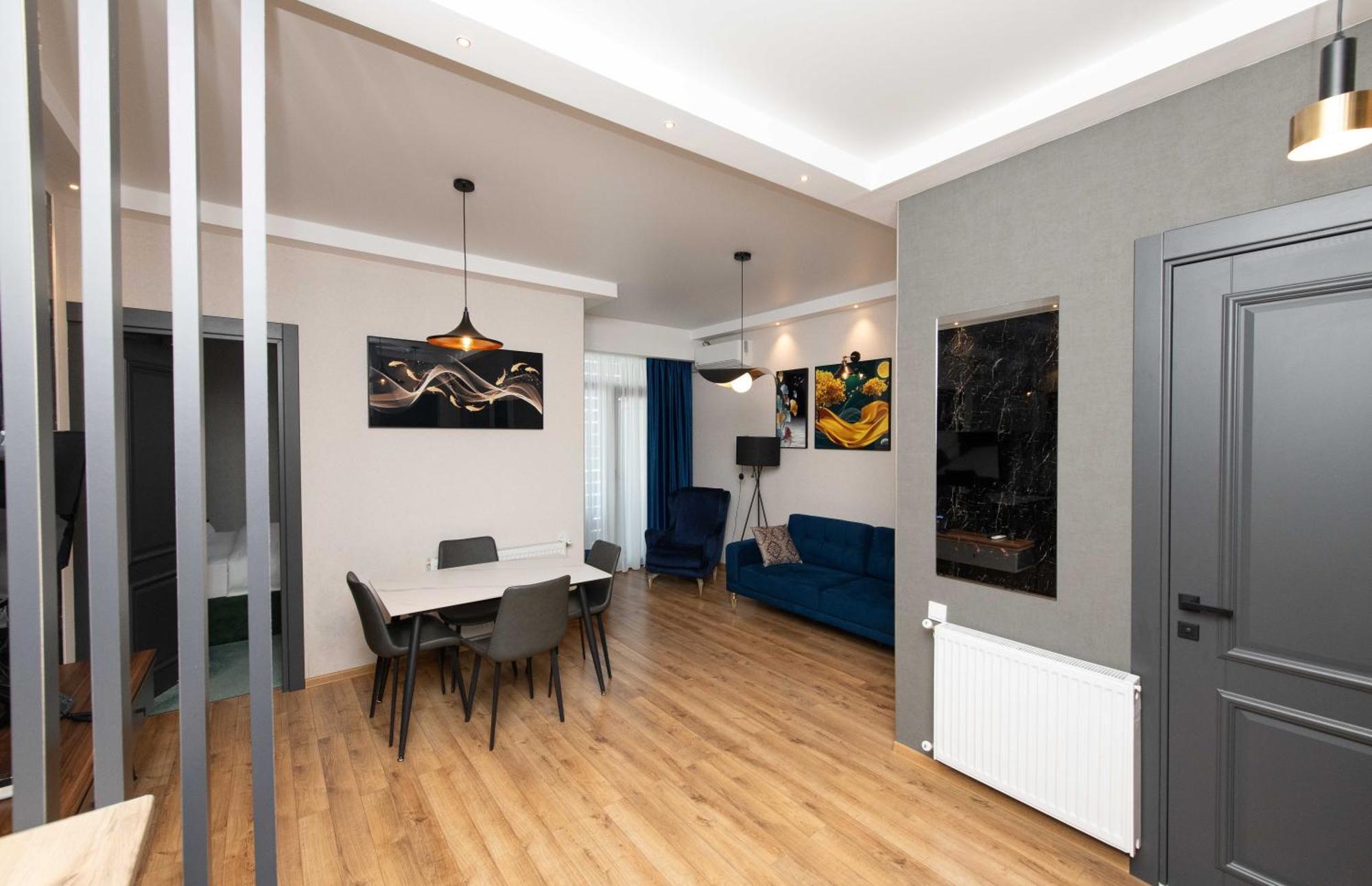 Gori Palace Apartments エクステリア 写真